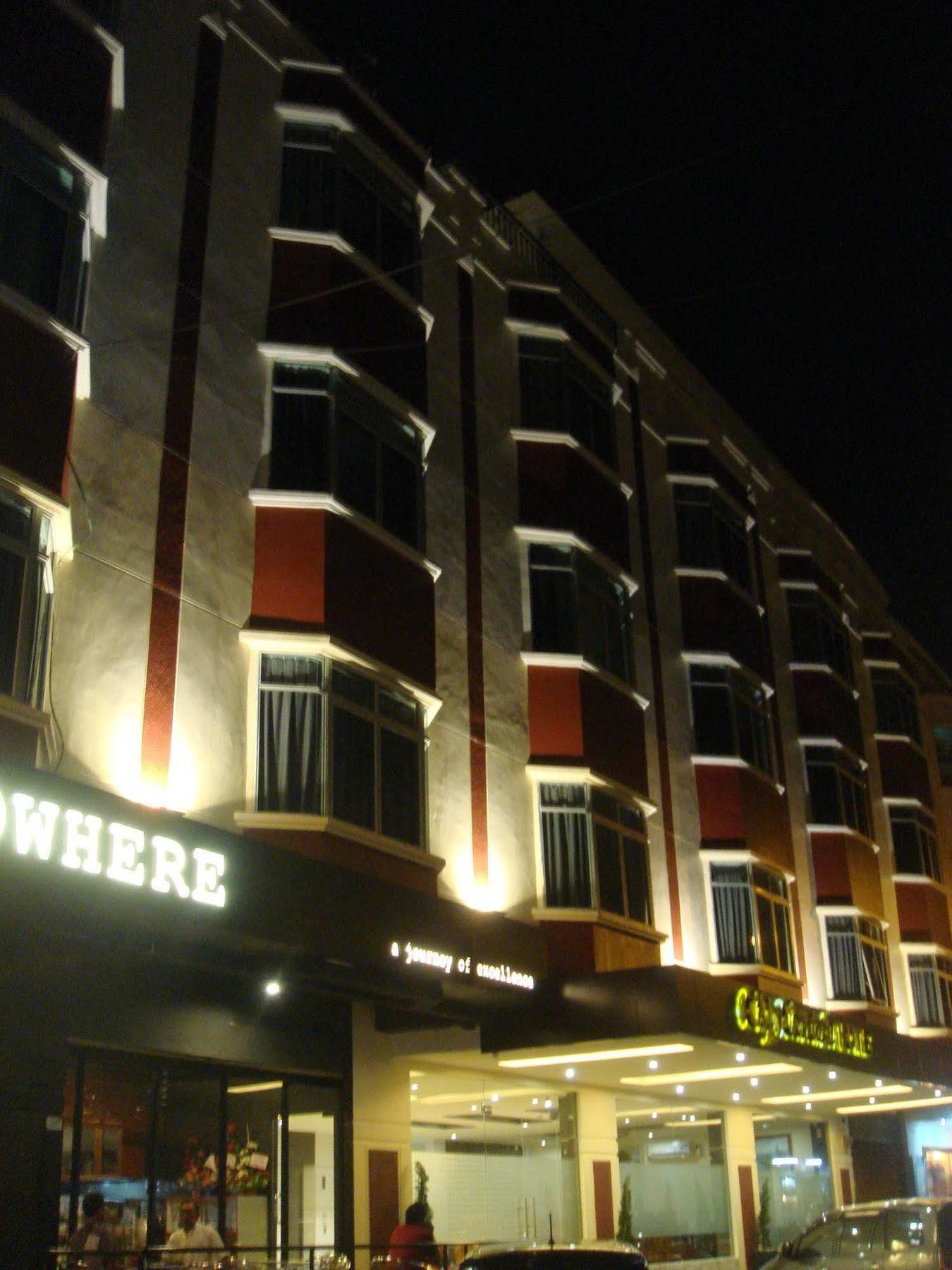 城市中心酒店 Batam 外观 照片